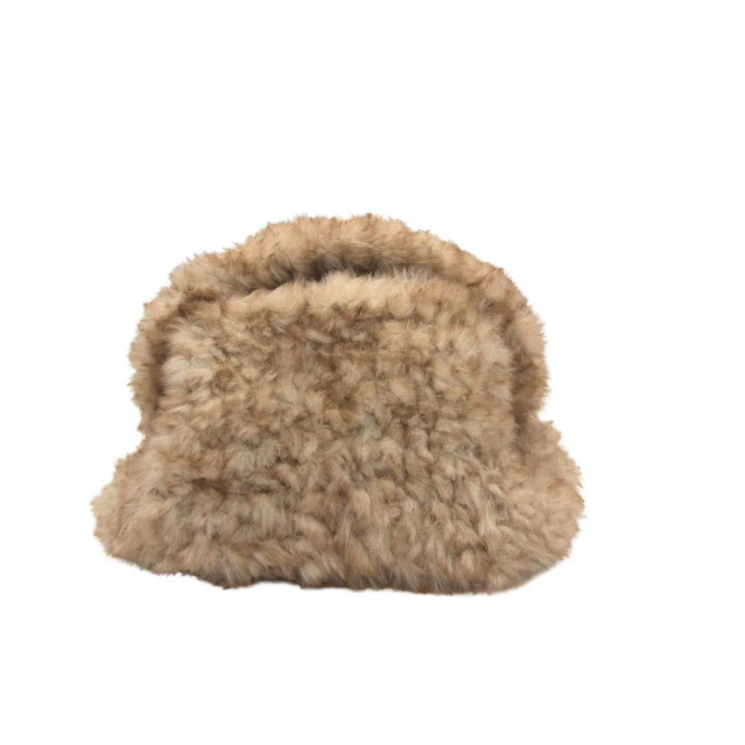 Clutch in vegan fur